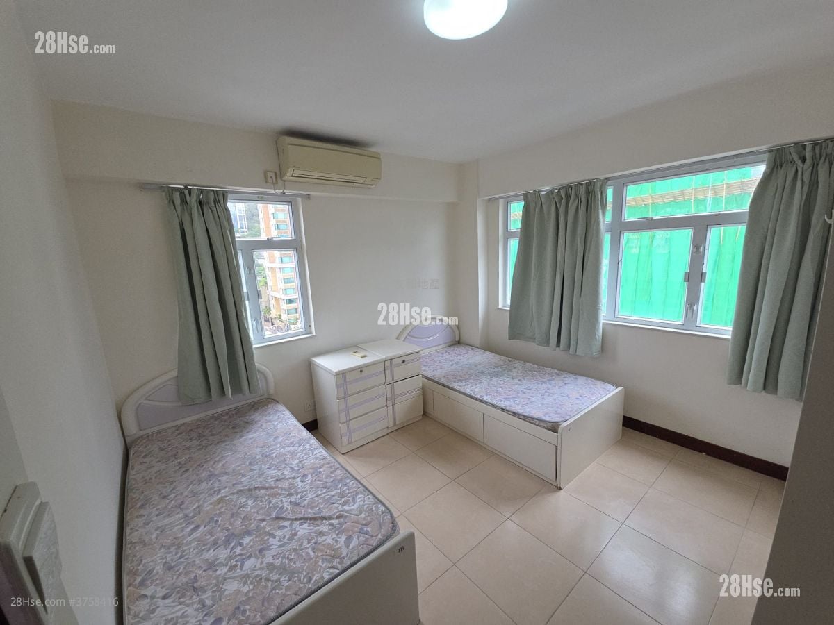 雅华阁 售盘 5+ 房 , 2 浴室 930 平方尺