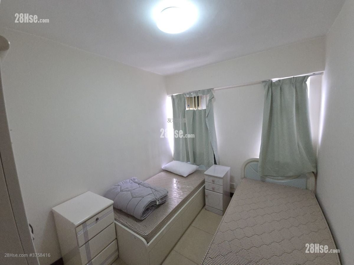 雅华阁 售盘 5+ 房 , 2 浴室 930 平方尺