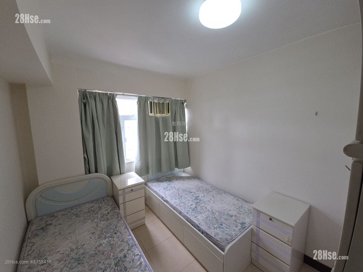 雅华阁 售盘 5+ 房 , 2 浴室 930 平方尺