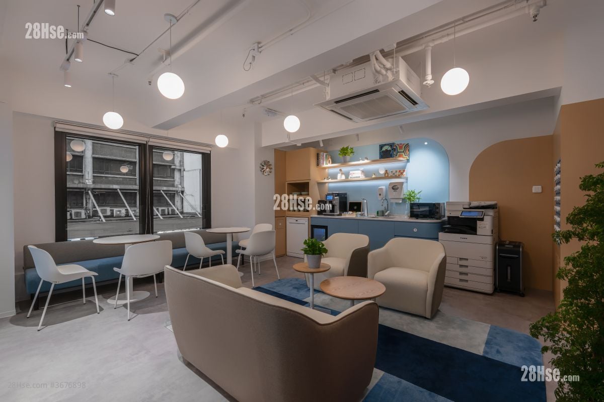 德輔道中心 租盤 10,915 平方呎