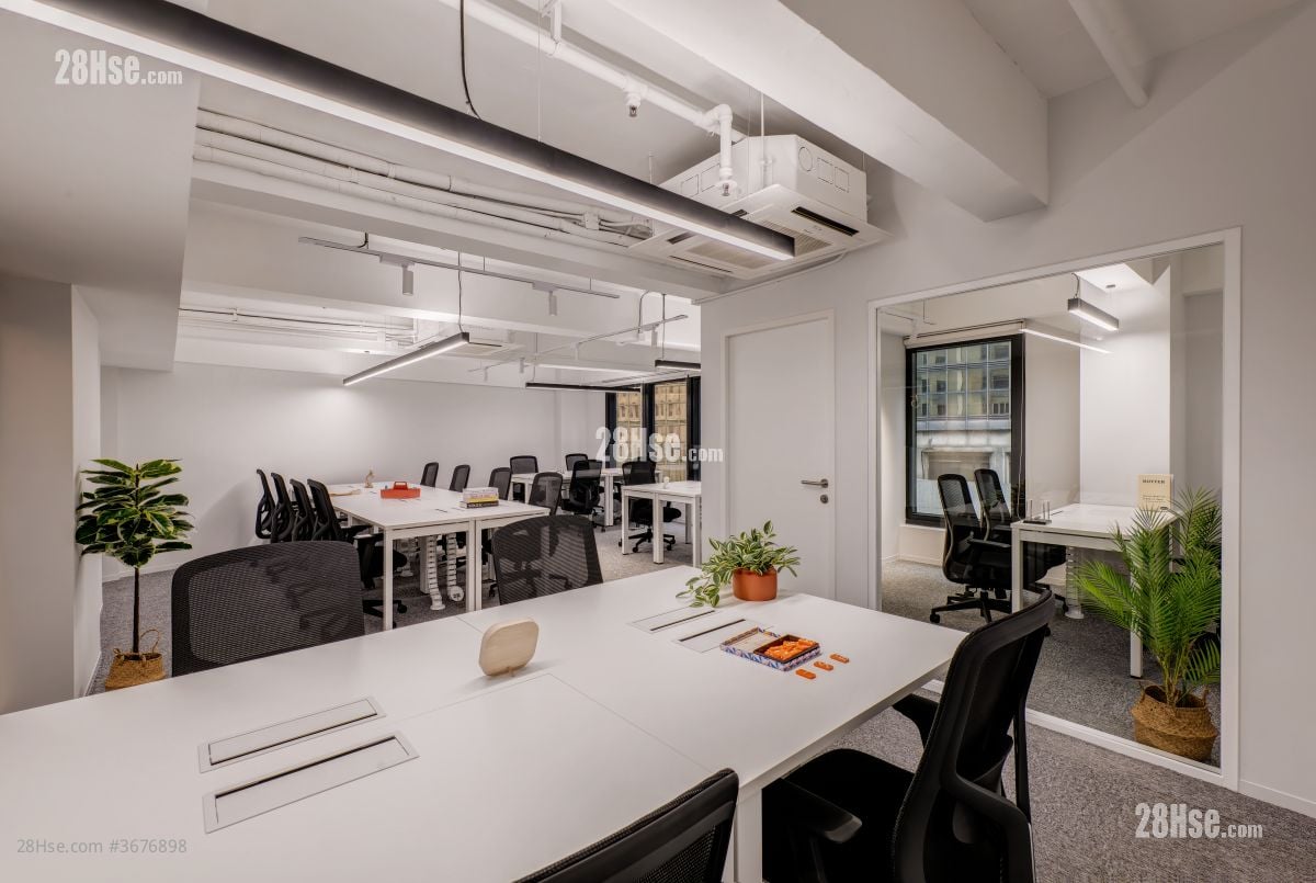 德輔道中心 租盤 10,915 平方呎