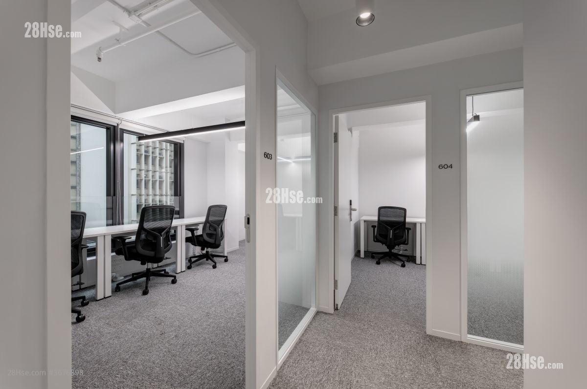 德輔道中心 租盤 10,915 平方呎