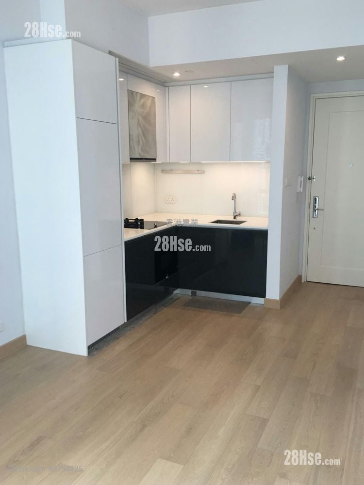 Capri Sell 1 Bedroom , 1 Bathroom 372 ft²