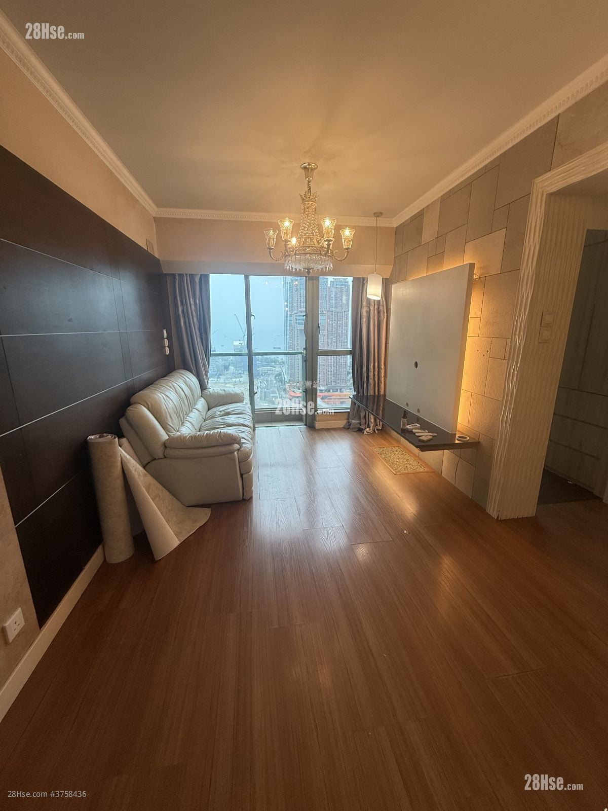 港景峰 售盘 2 房 , 1 浴室 494 平方尺