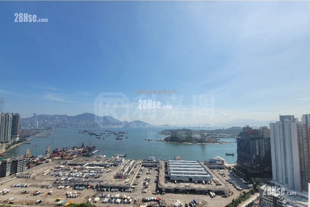 Cullinan West Sell 4 Bedrooms , 3 Bathrooms 1,214 ft²