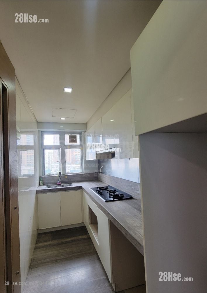 Florient Rise Sell 3 Bedrooms , 1 Bathroom 609 ft²