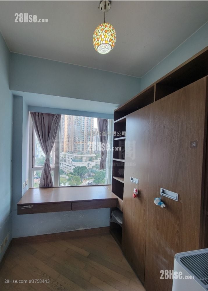 Florient Rise Sell 3 Bedrooms , 1 Bathroom 609 ft²