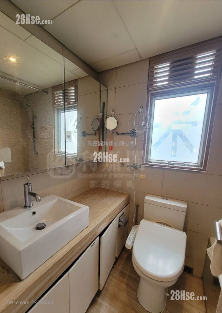 Florient Rise Sell 3 Bedrooms , 1 Bathroom 609 ft²