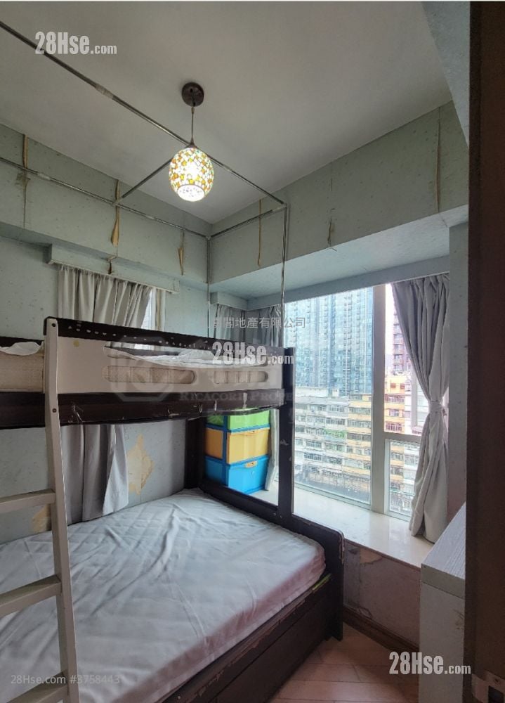 Florient Rise Sell 3 Bedrooms , 1 Bathroom 609 ft²