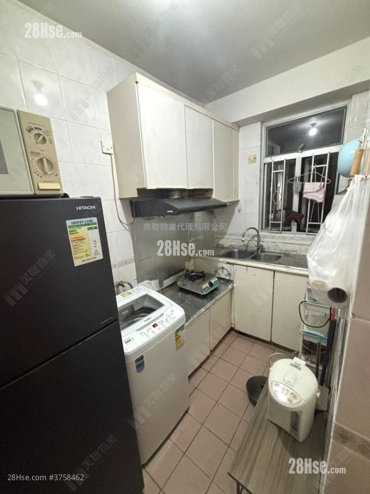 Bauhinia Garden Sell 2 Bedrooms , 1 Bathroom 431 ft²