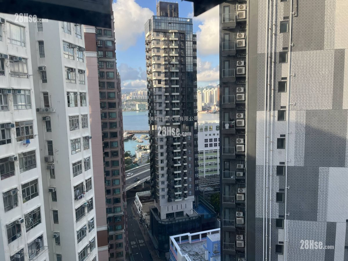 东湾阁 售盘 2 房 , 1 浴室 335 平方尺