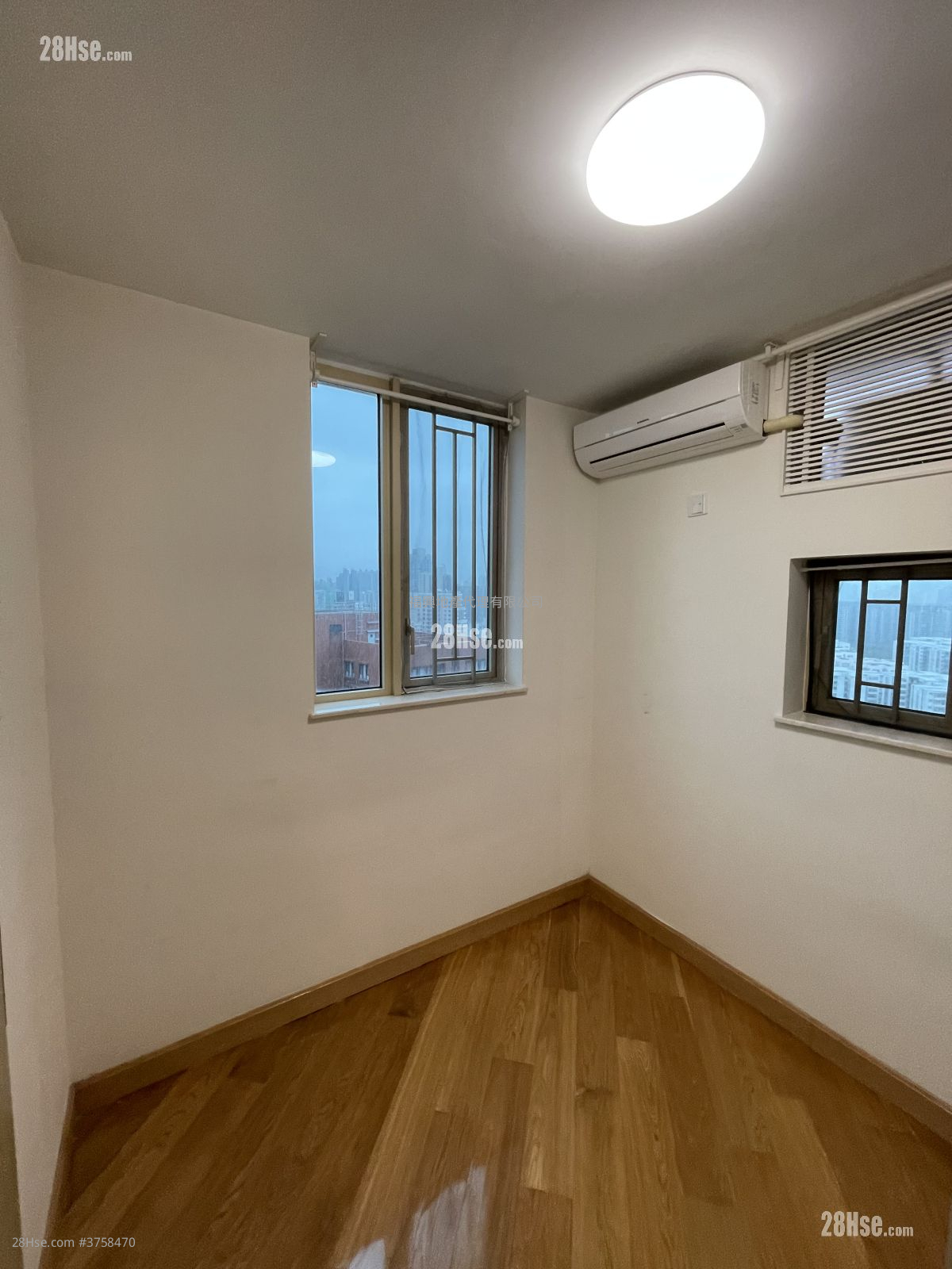 Harbour Place Sell 2 Bedrooms , 1 Bathroom 481 ft²