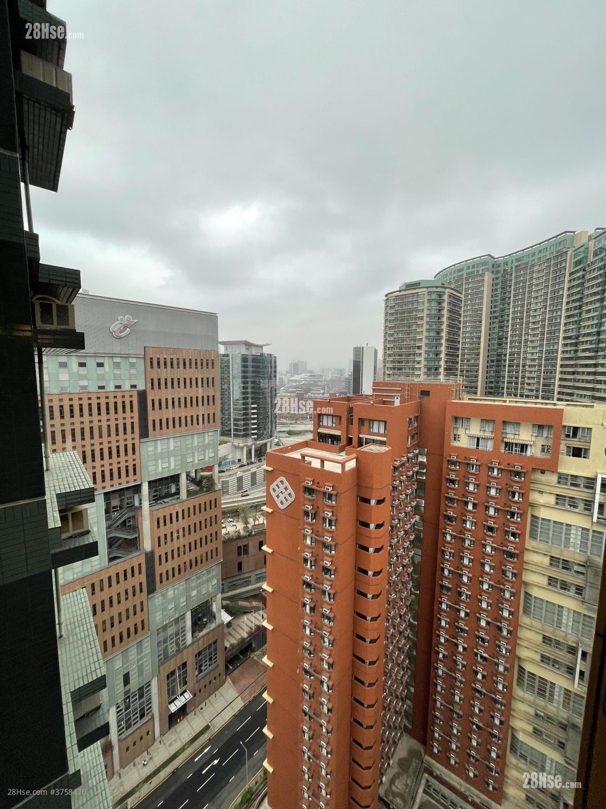 Harbour Place Sell 2 Bedrooms , 1 Bathroom 481 ft²