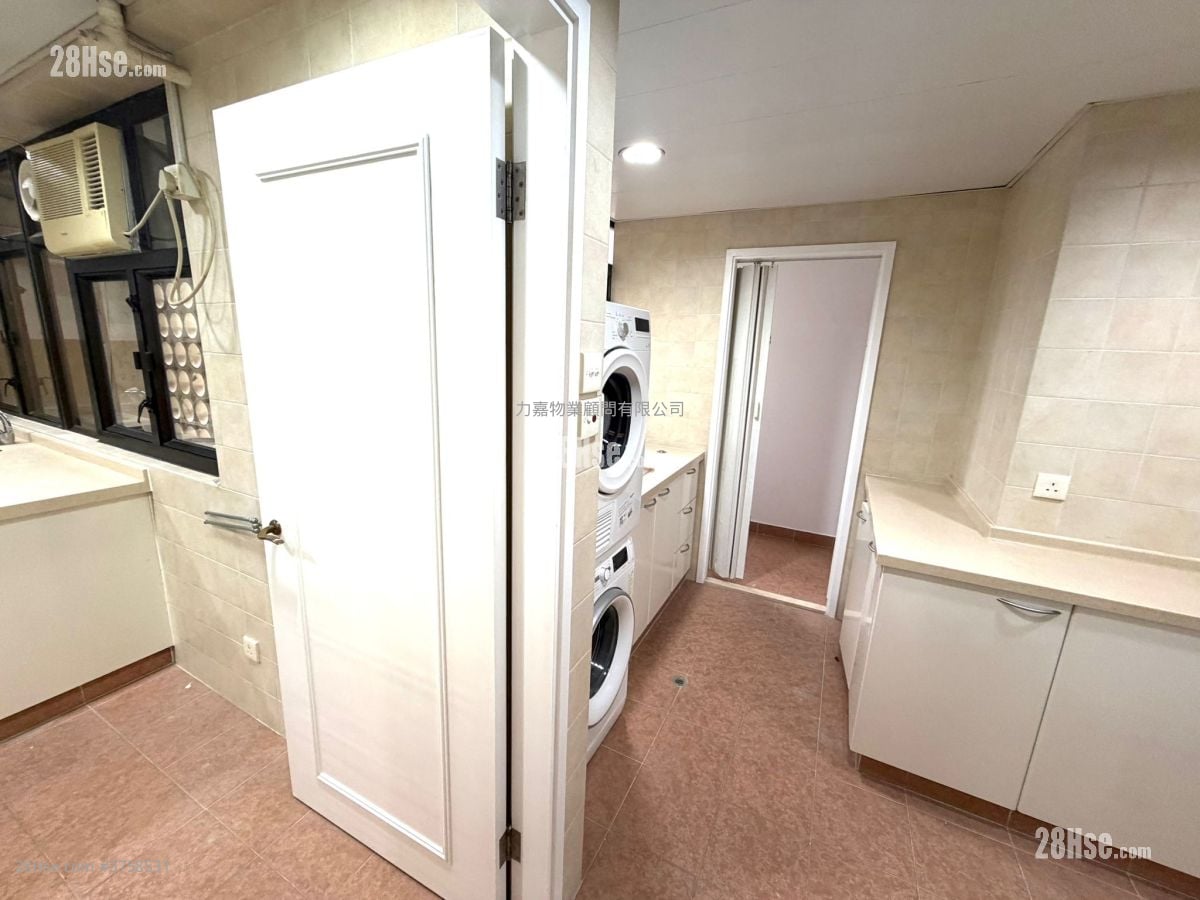 豪园 租盘 2,560 平方尺