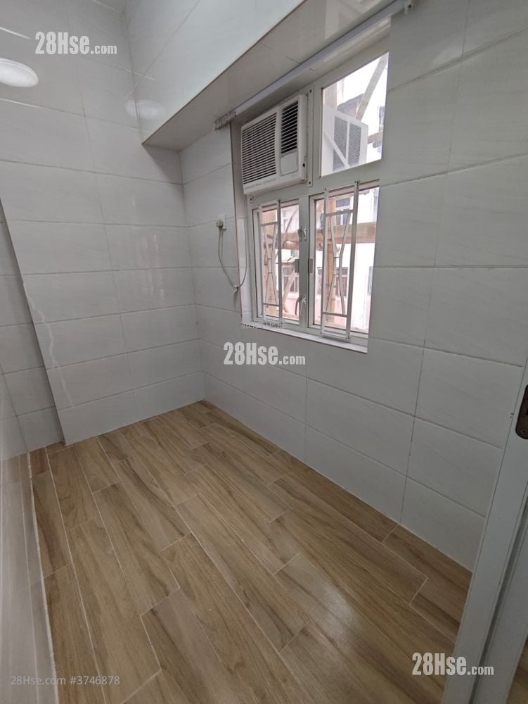 永安大厦 租盘 1 房 , 1 浴室 130 平方尺