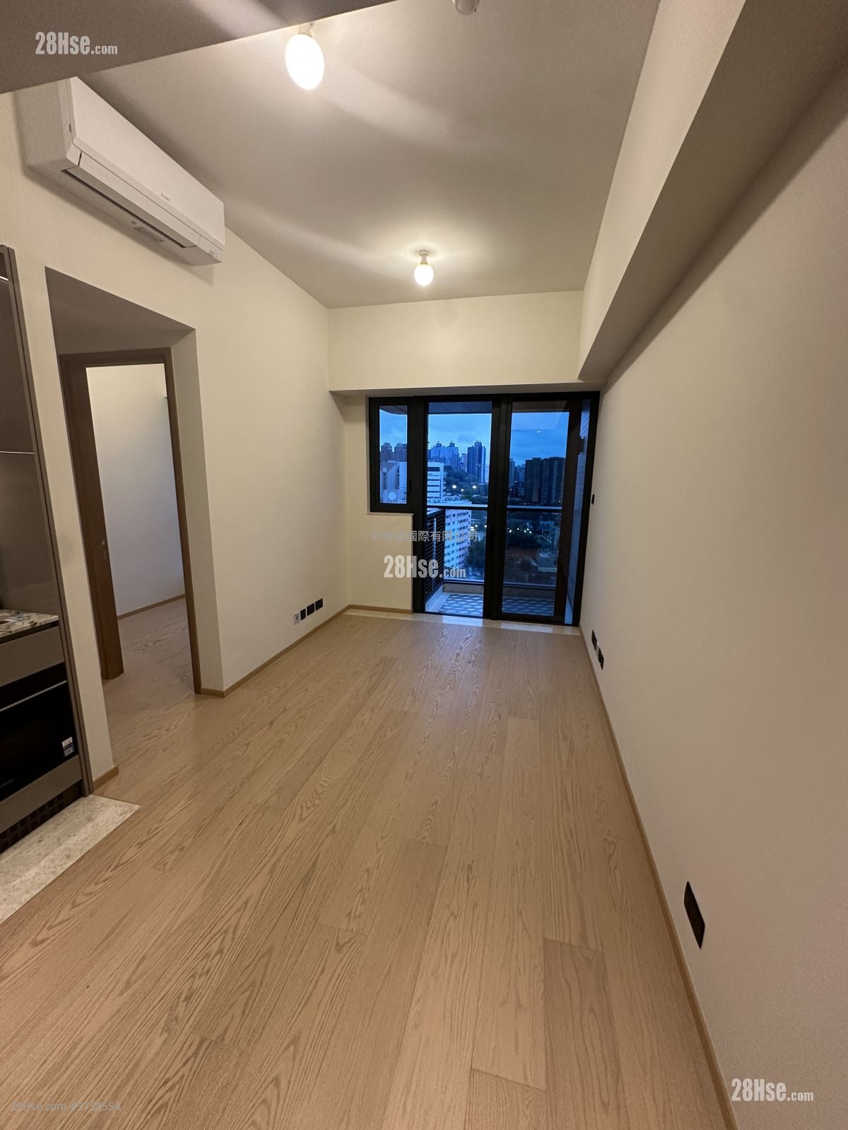 Topside Residence Rental 2 Bedrooms , 1 Bathroom 414 ft²