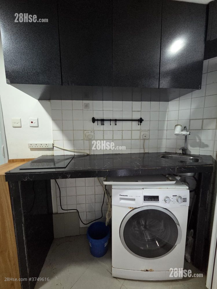 東霖苑 租盤 開放式間隔 215 平方呎