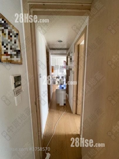 Mount East Sell 2 Bedrooms 549 ft²