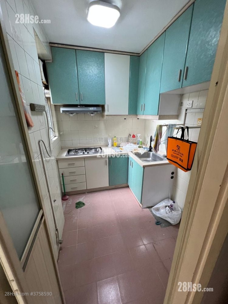 海滨花园 售盘 3 房 , 1 浴室 497 平方尺