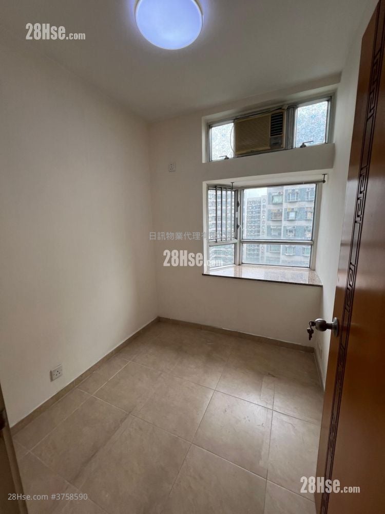 海滨花园 售盘 3 房 , 1 浴室 497 平方尺