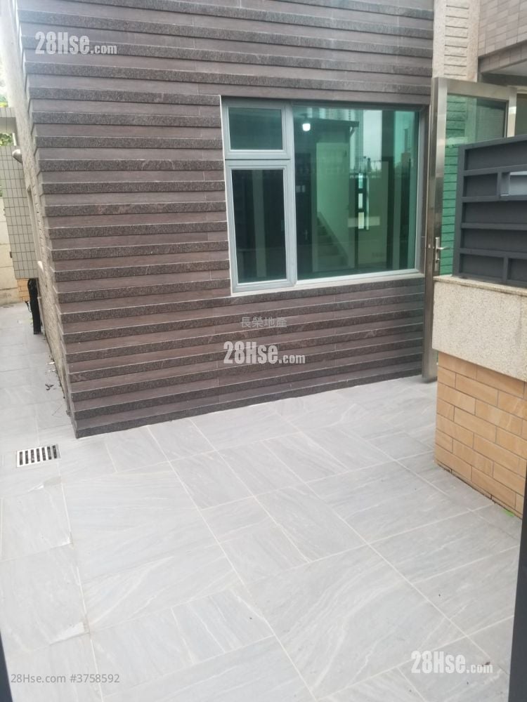 村屋 售盘 2,100 平方尺