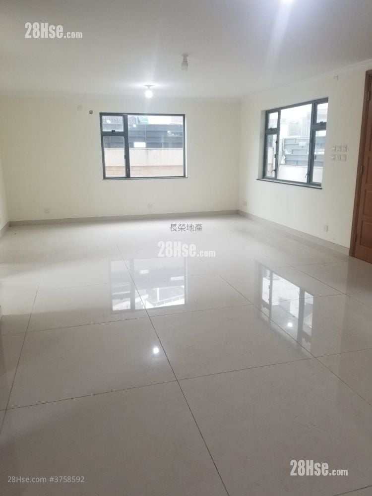 村屋 售盘 2,100 平方尺