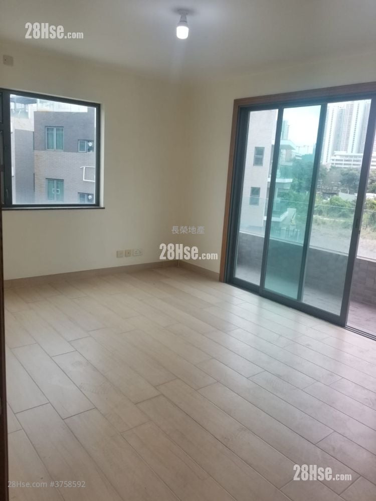 村屋 售盘 2,100 平方尺