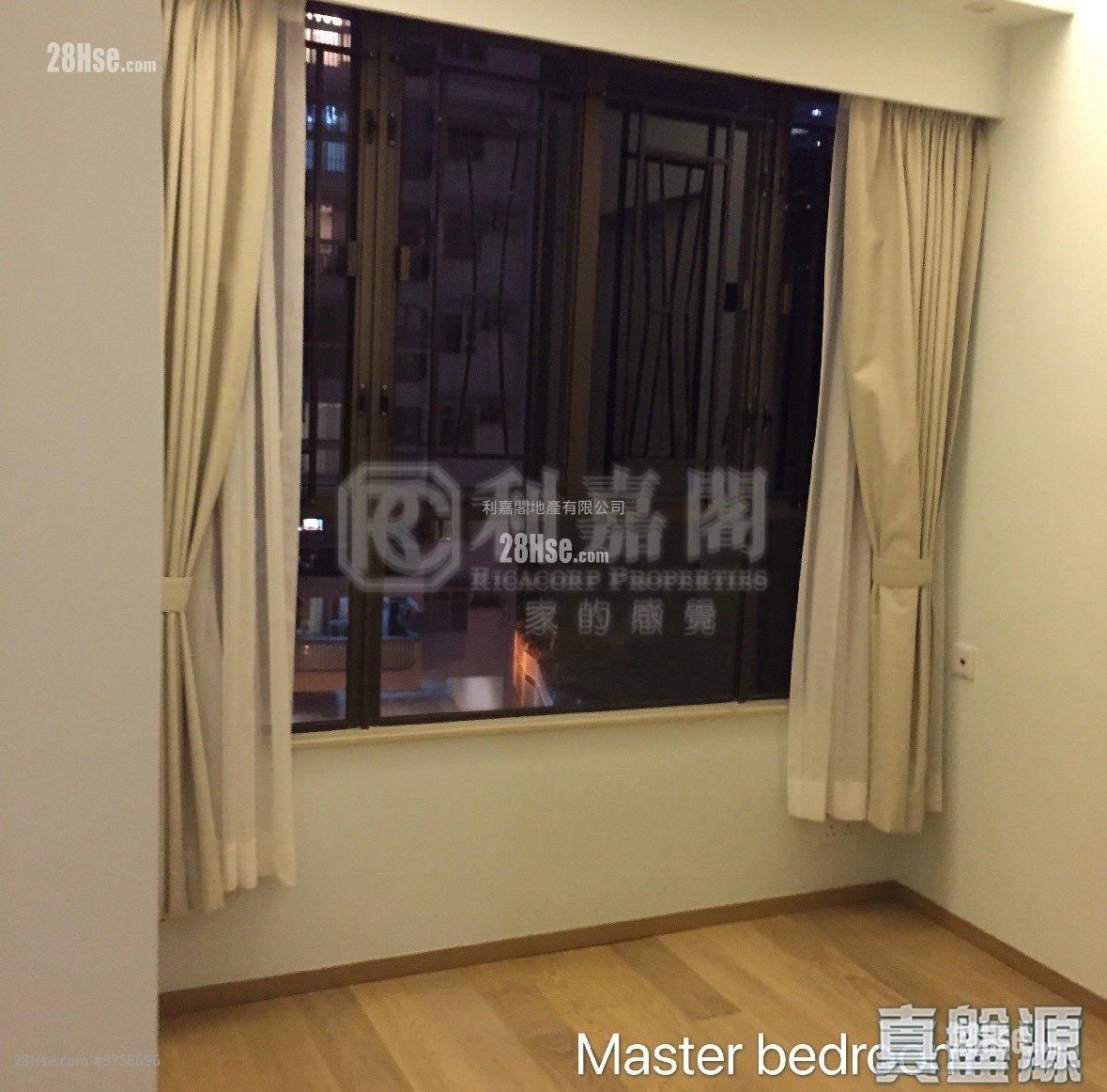 龙心阁 售盘 3 房 , 2 浴室 762 平方尺