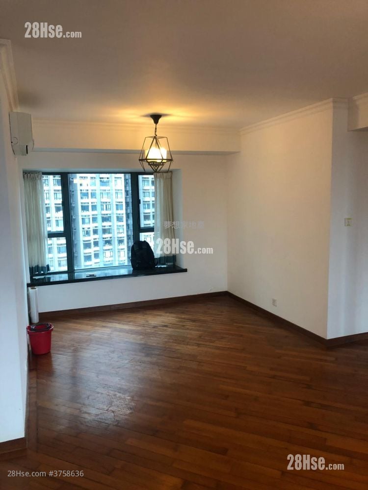 80 ROBINSON ROAD 售盘 3 房 , 2 浴室 1,030 平方尺