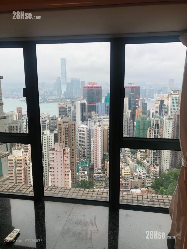 80 ROBINSON ROAD 售盘 3 房 , 2 浴室 1,030 平方尺