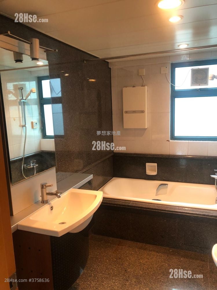 80 ROBINSON ROAD 售盘 3 房 , 2 浴室 1,030 平方尺