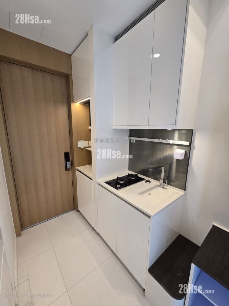Parker33 Rental Studio , 1 Bathroom 209 ft²