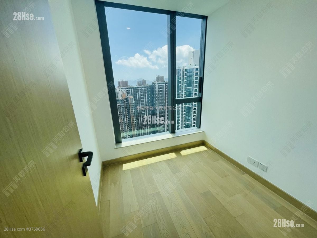 Grand Montara Sell 3 Bedrooms 789 ft²