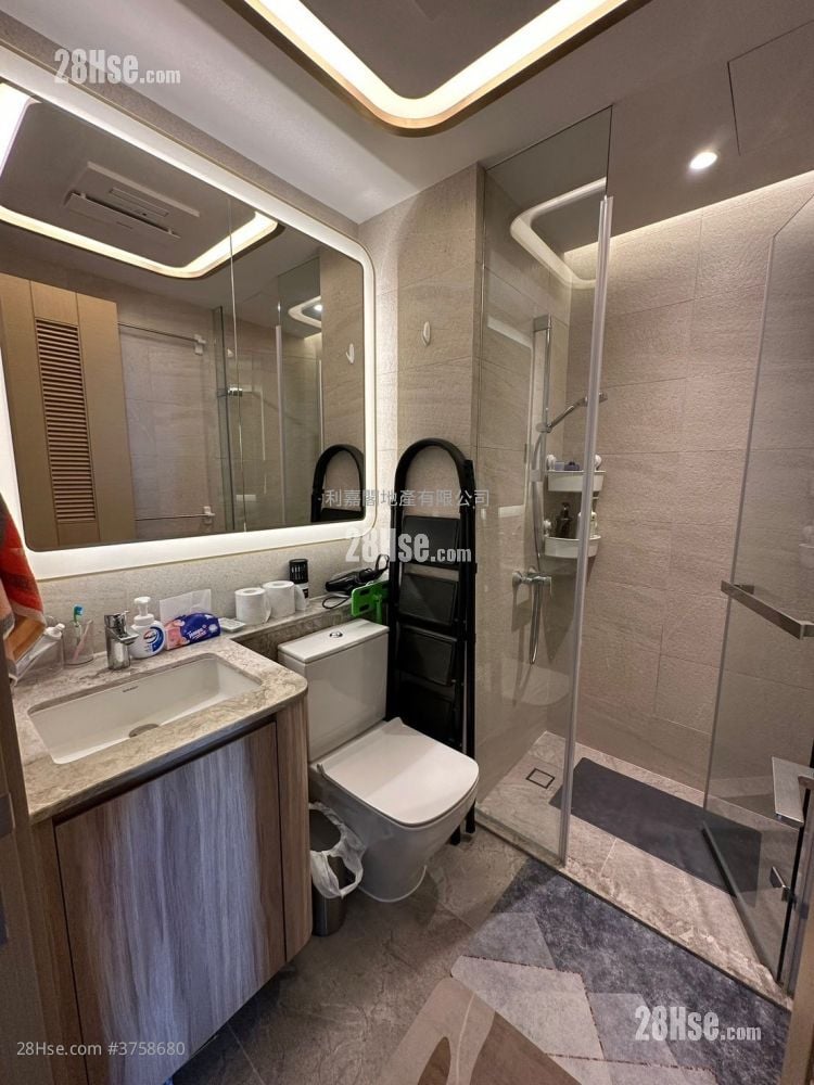 The Grand Marine Sell 1 Bedroom , 1 Bathroom 313 ft²