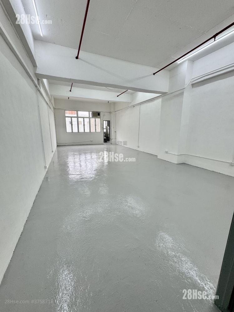 Wah Lok Industrial Centre Sell Studio , 1 Toilet