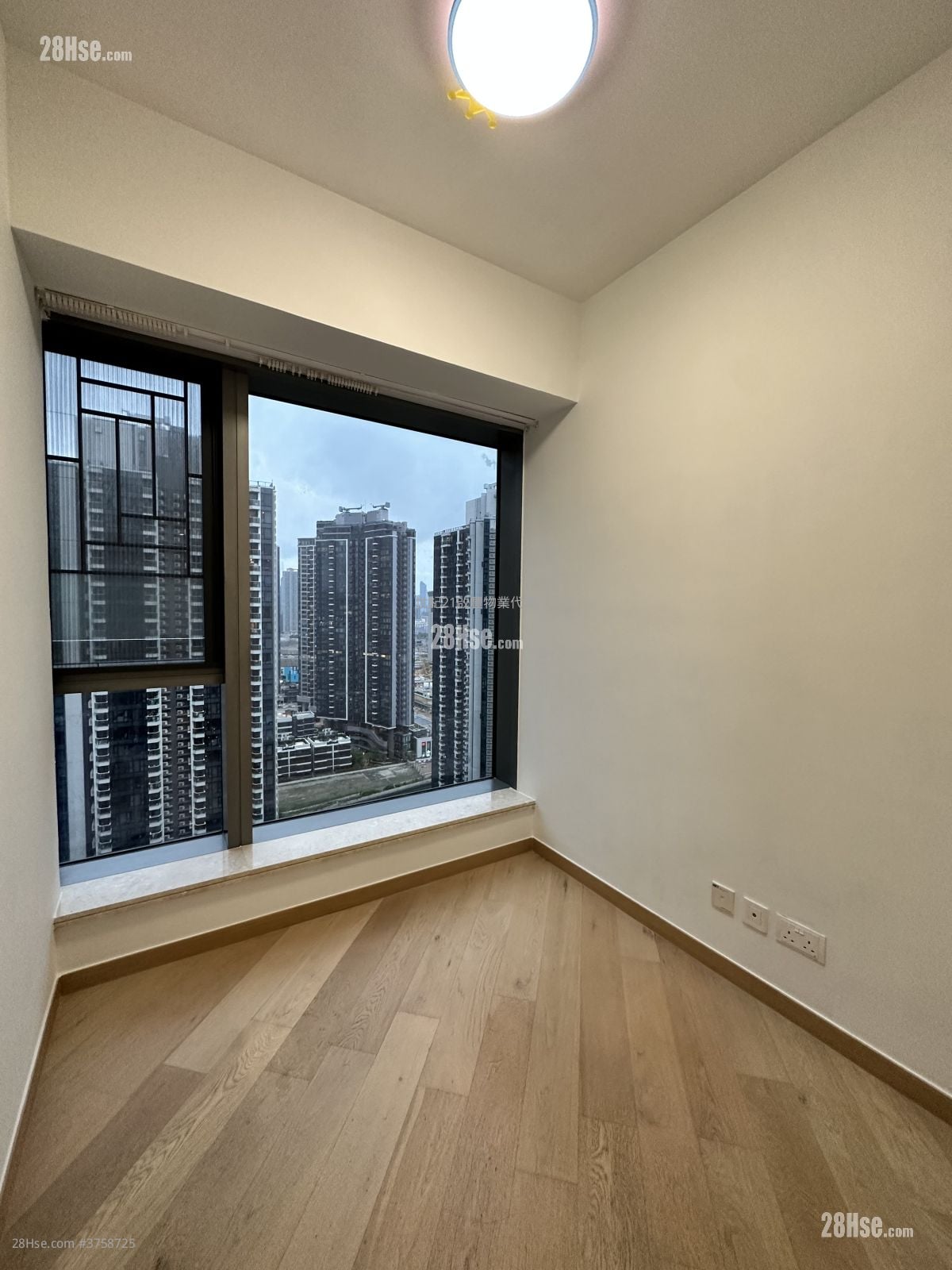 One Kai Tak(I) Sell 2 Bedrooms , 1 Bathroom 507 ft²