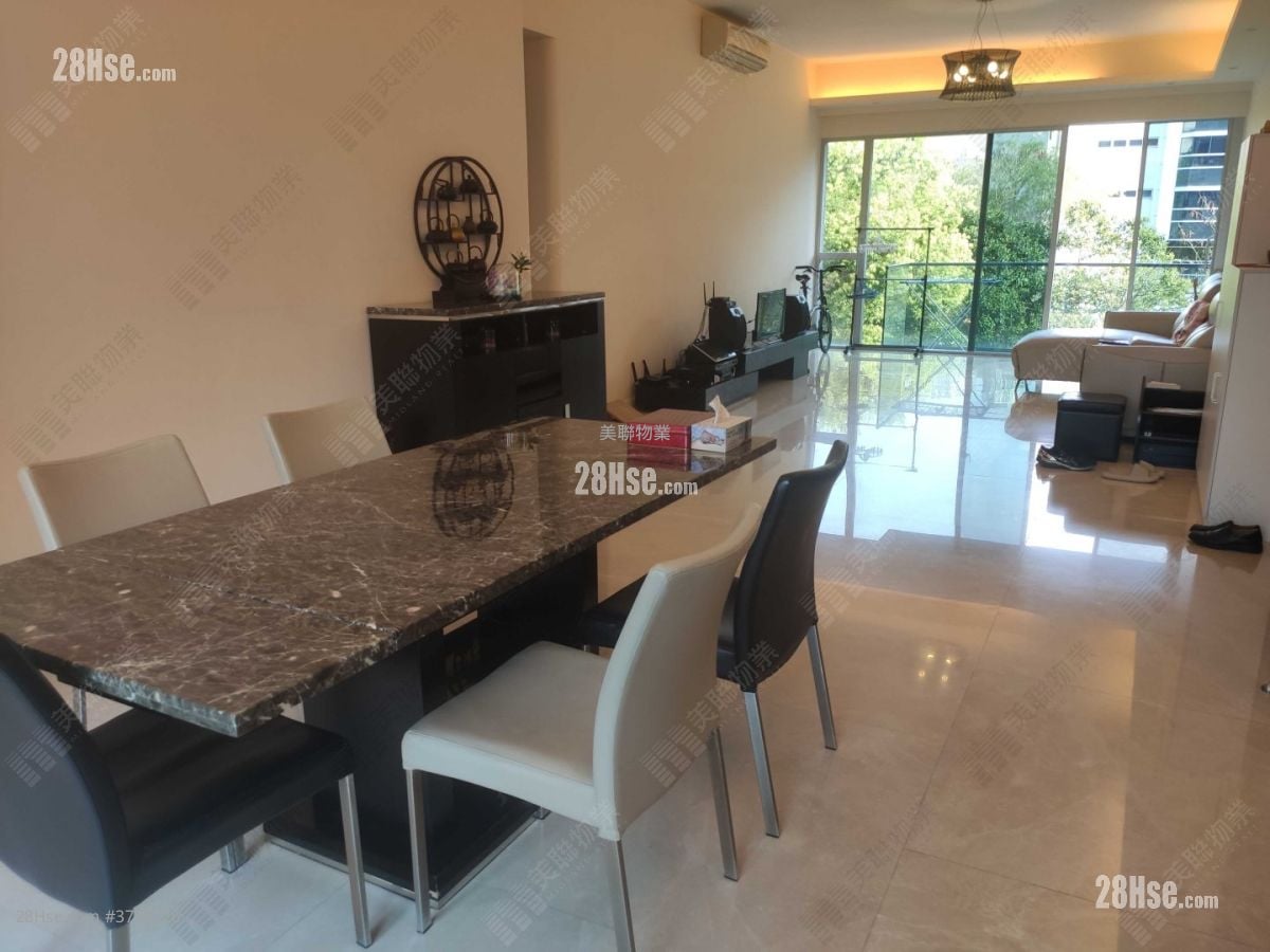 Paxton Sell 4 Bedrooms 1,664 ft²