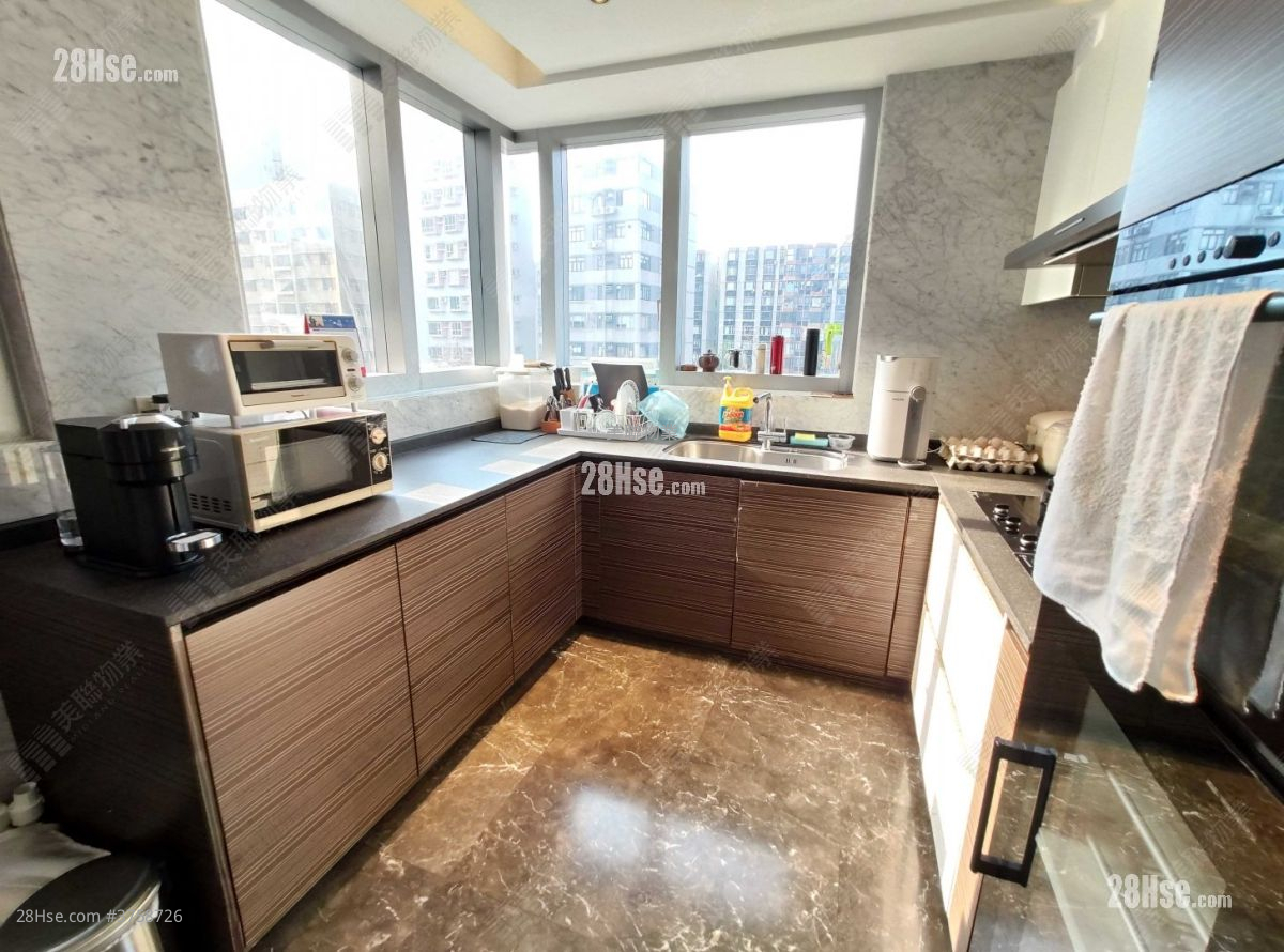 Paxton Sell 4 Bedrooms 1,664 ft²