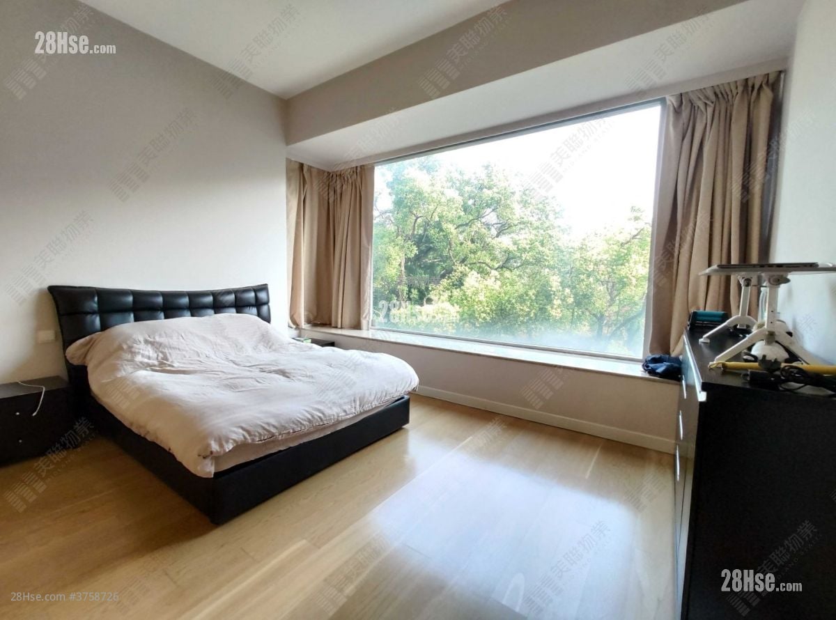 Paxton Sell 4 Bedrooms 1,664 ft²