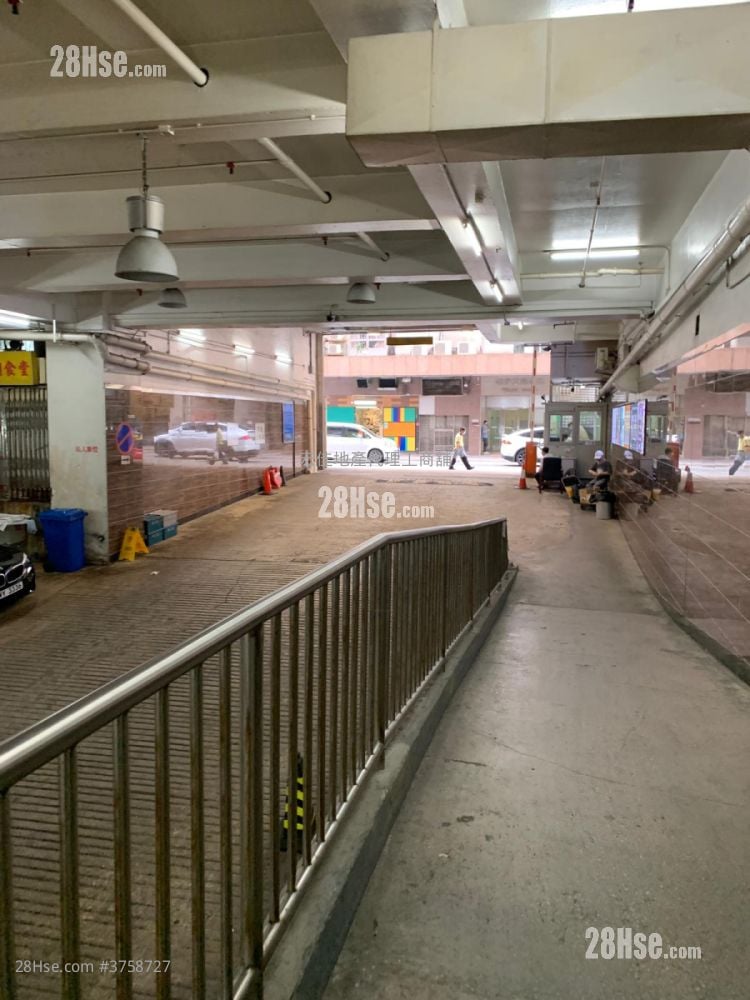 成业工业大厦 售盘 552 平方尺