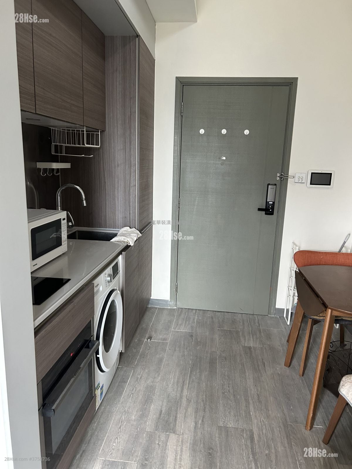 Le Riviera Rental 1 Bedroom , 1 Bathroom 274 ft²