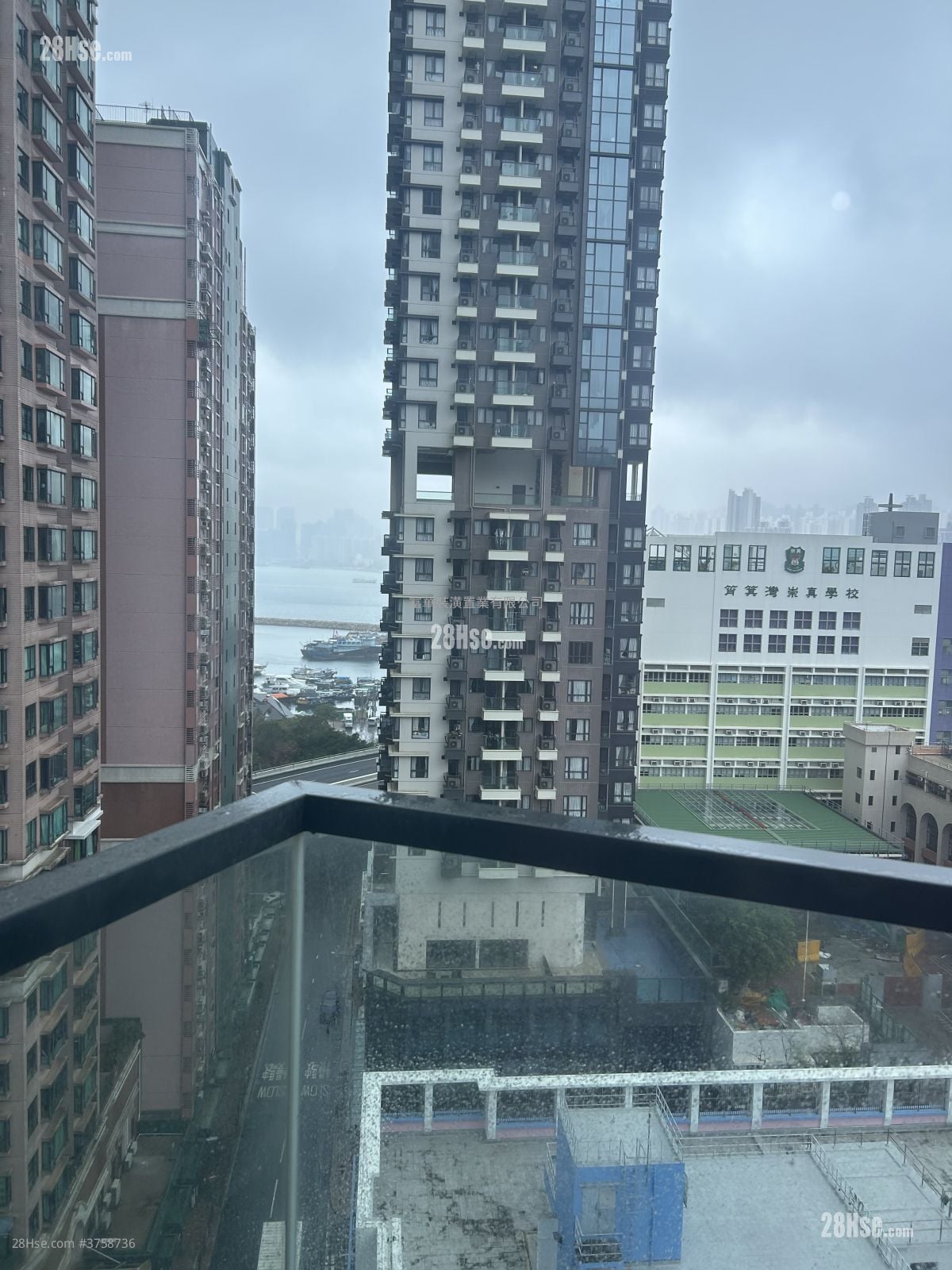 Le Riviera Rental 1 Bedroom , 1 Bathroom 274 ft²