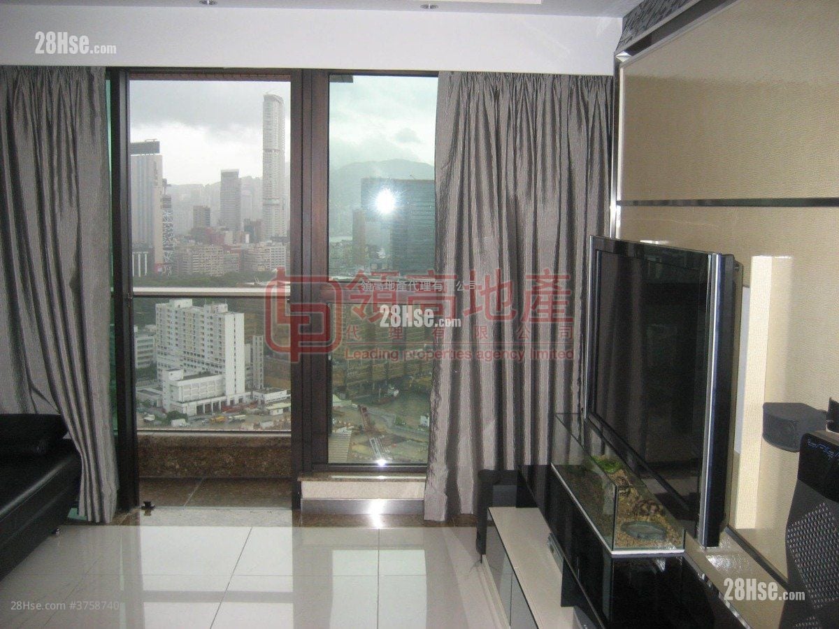 The Arch Sell 3 Bedrooms , 2 Bathrooms 969 ft²