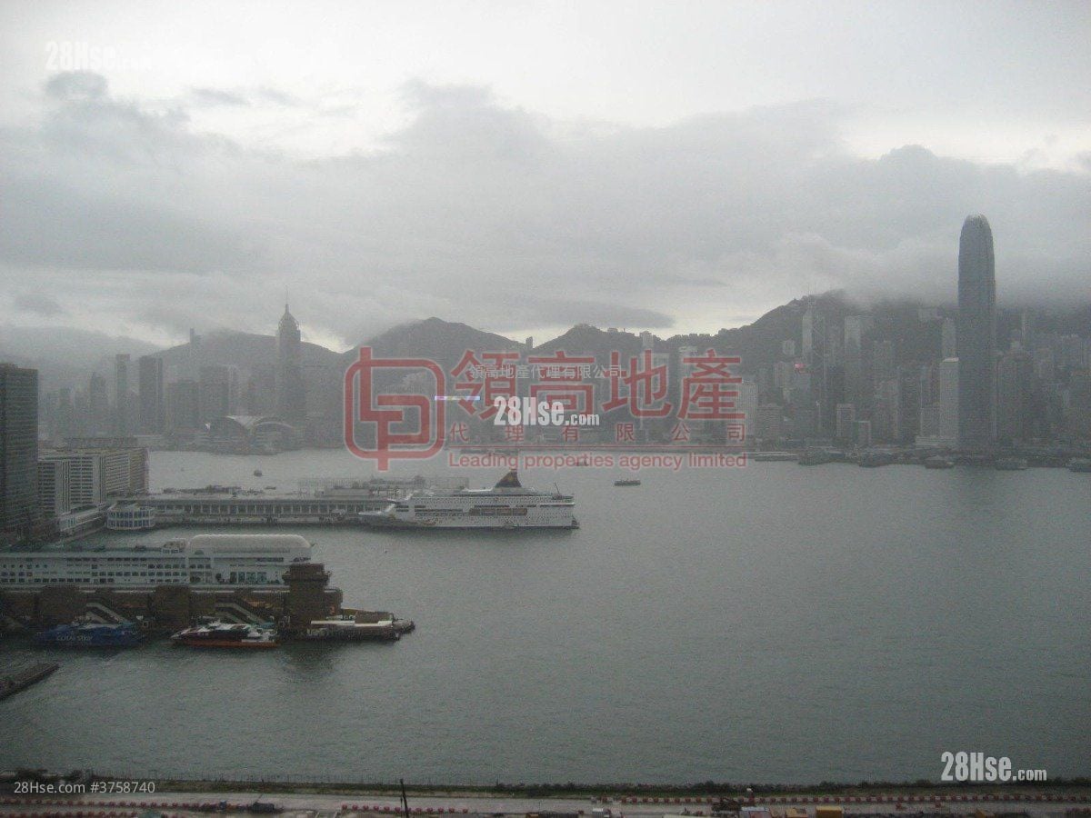 The Arch Sell 3 Bedrooms , 2 Bathrooms 969 ft²