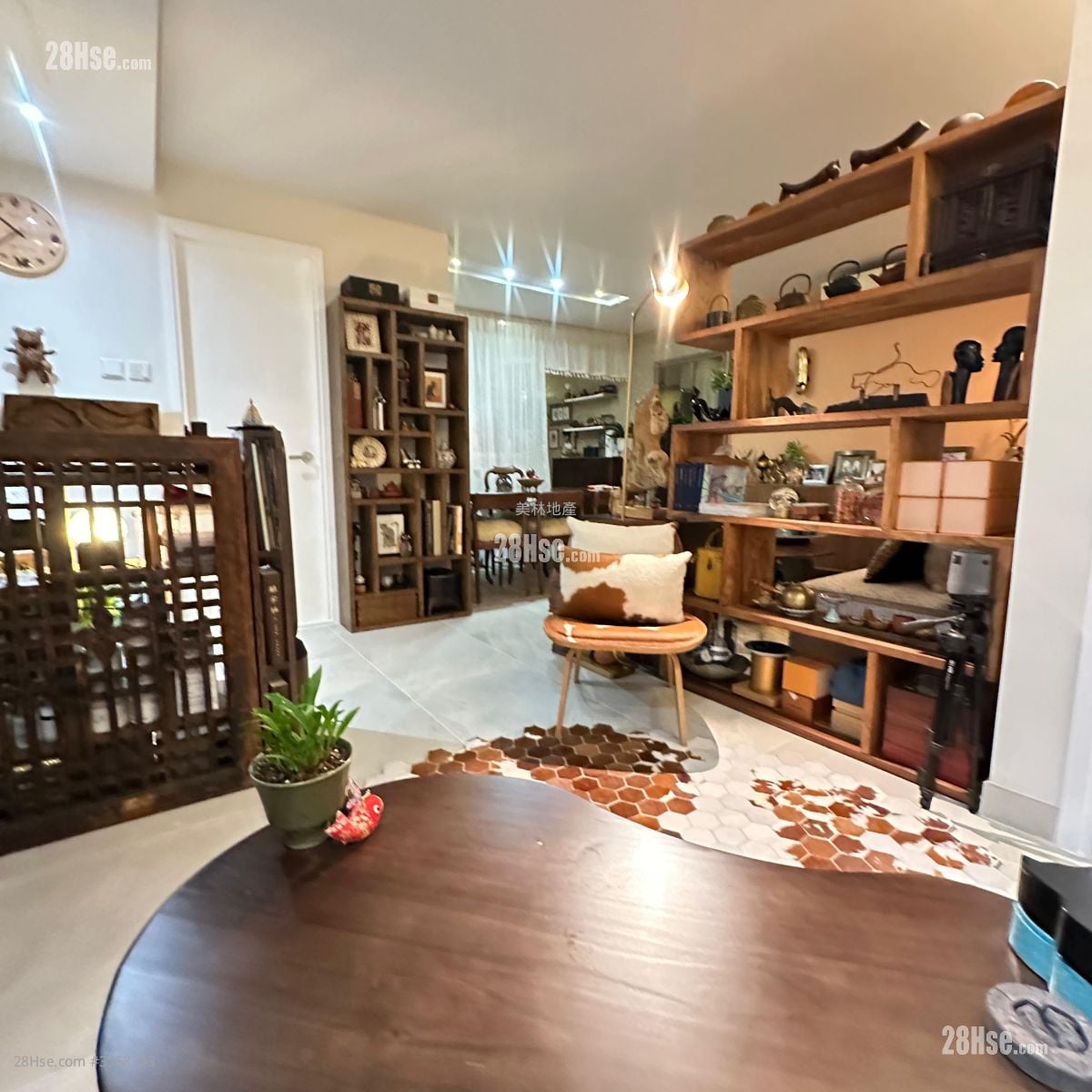 万能阁 售盘 1 房 , 1 厕所 688 平方尺