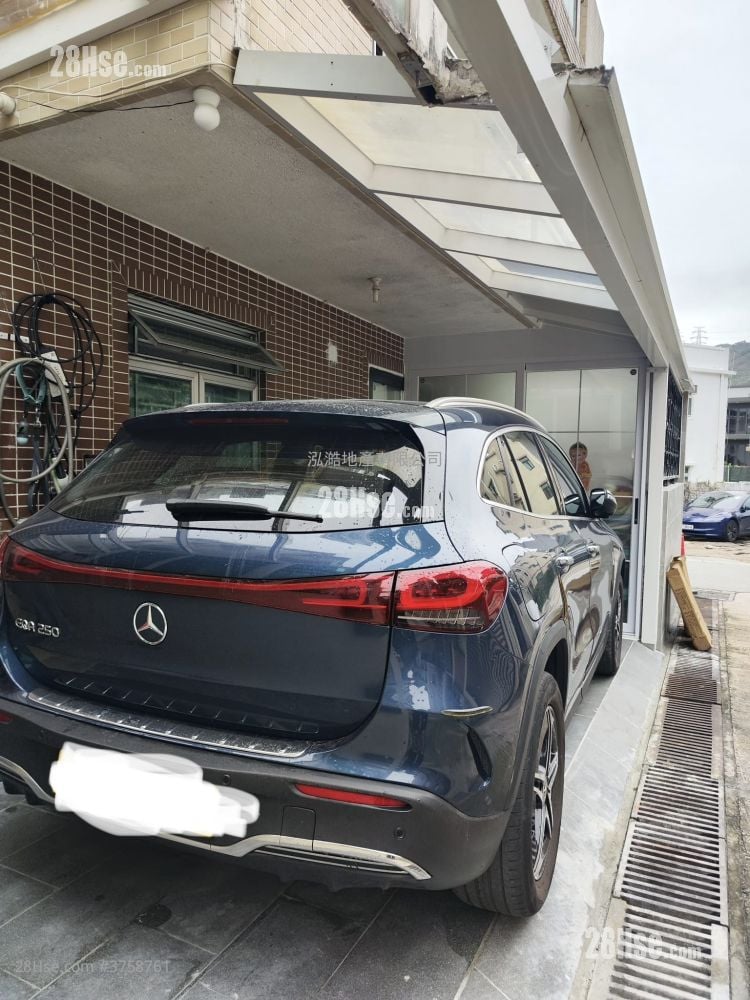 Village Sell 2 Bedrooms , 2 Bathrooms 700 ft²