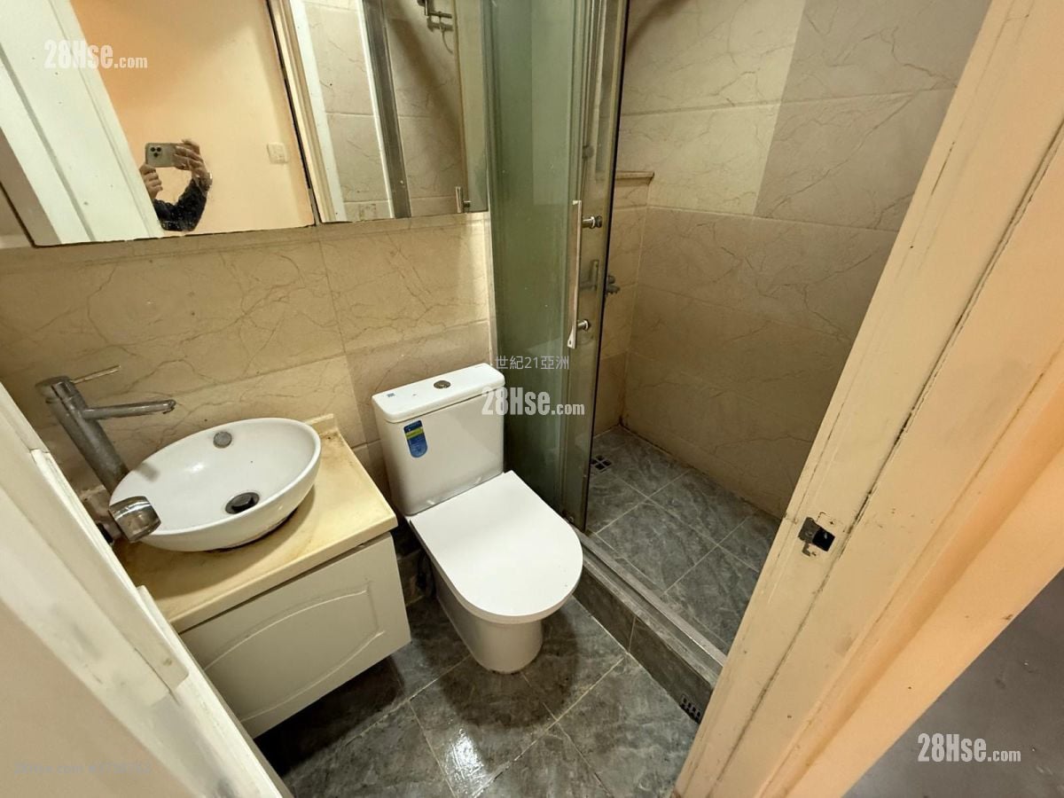 怡康大厦 售盘 2 房 , 1 浴室 302 平方尺