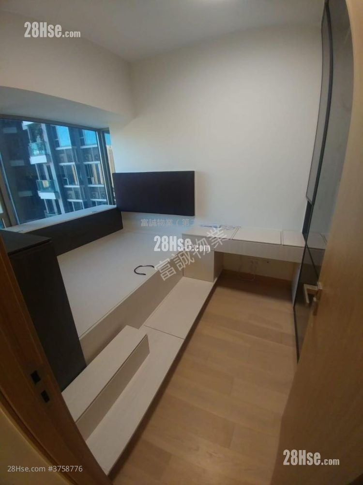 Peninsula East 租盘 2 房 , 1 浴室 520 平方尺