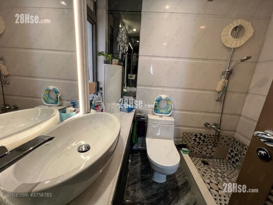 The Zumurud Sell 4 Bedrooms , 3 Bathrooms 1,723 ft²