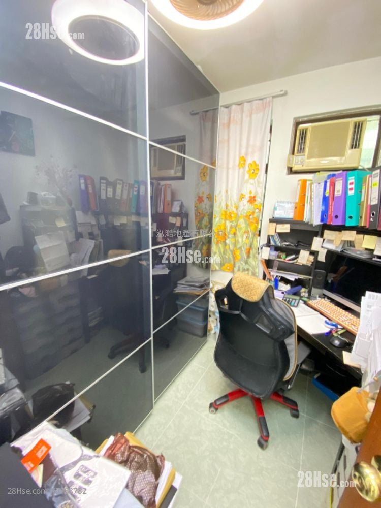 Village Sell 3 Bedrooms , 1 Bathroom 700 ft²